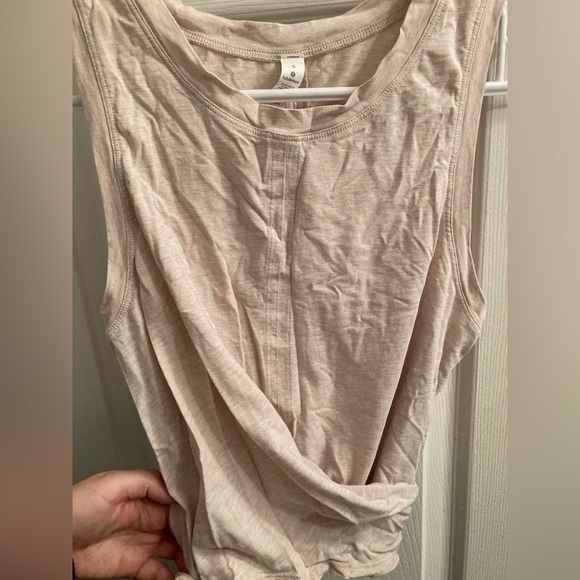 Lululemon Time to Restore tank sz 6 - Heathered Dune - Picture 3 of 3